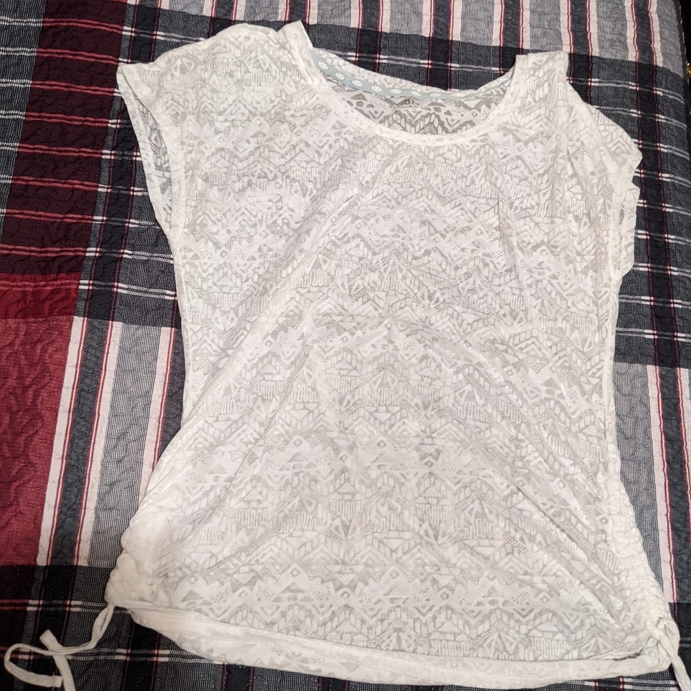 Maurice's shirt